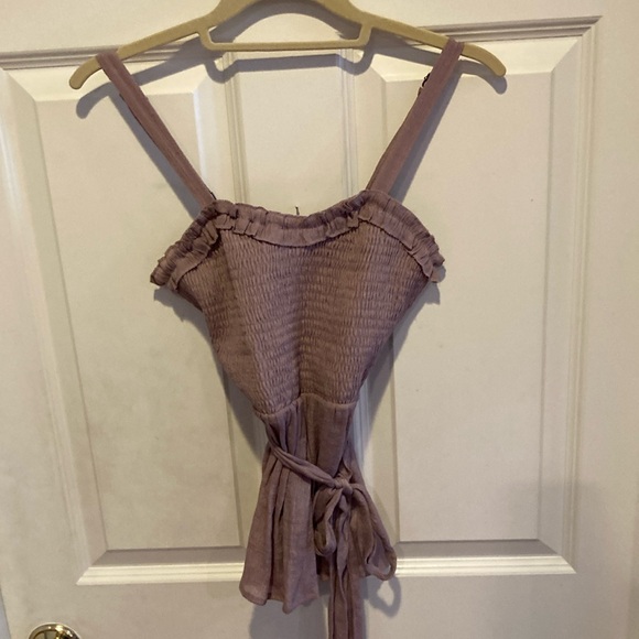 Small Listicle top - Picture 1 of 3